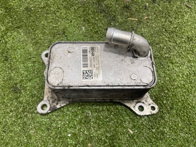 Масляний радіатор охолодження рідини АКПП A6511800665 MERCEDES