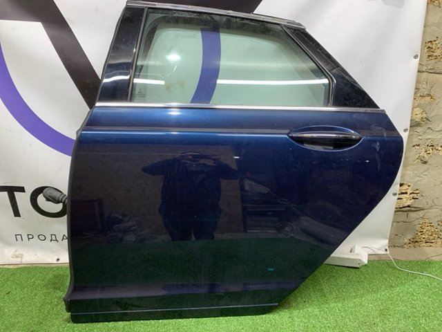 Двері пасажирськи задні ліві EP5Z5424631A FORD