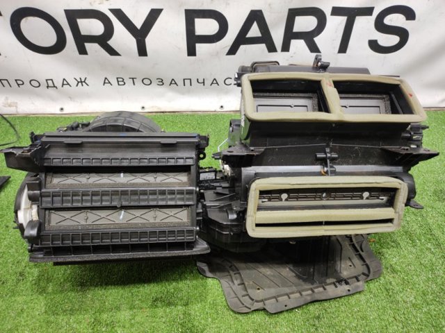 Отоплення та вентиляція HS7Z19B555N FORD