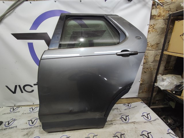 Двері пасажирськи задні ліві LR080198 LAND ROVER