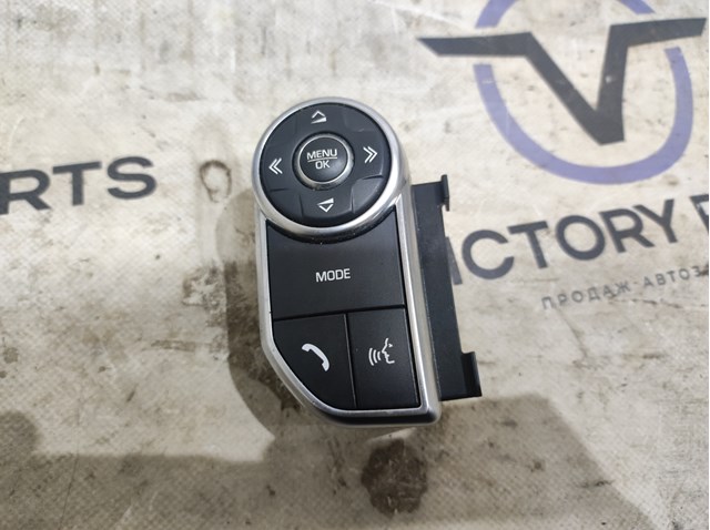 Блок кнопкових перемикачів кермового колеса LR087484 LAND ROVER