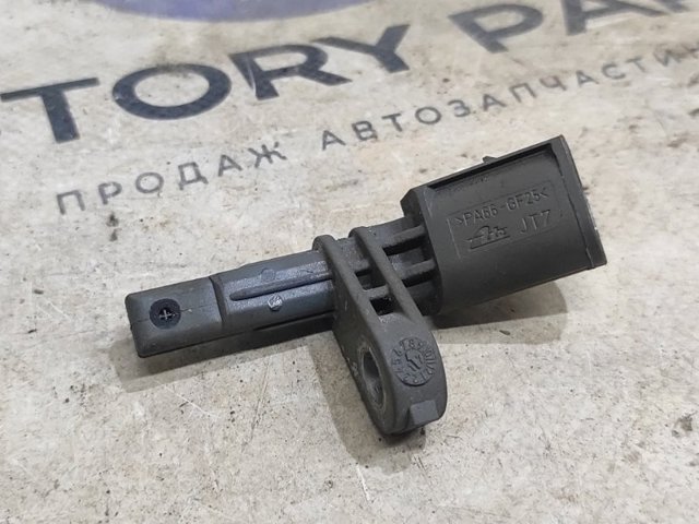 Датчик ABS задній правий WHT003856B VAG