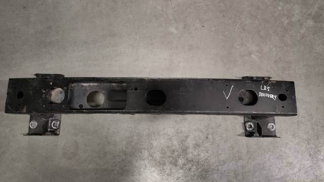 Буфер бампера переднього LR080004 LAND ROVER