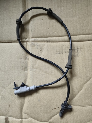Датчик АБС (ABS) задній LR081609 LAND ROVER