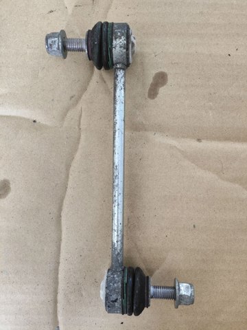 Солдатик стабілізатора, заднього LR090549 LAND ROVER