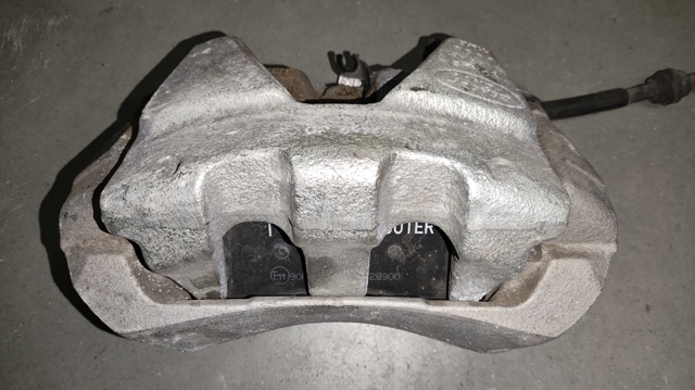 Супорт тормзной LR091303 LAND ROVER