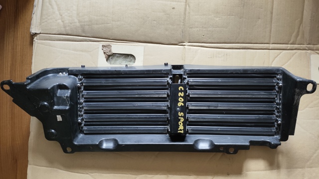 Жалюзі радіатора LR102691 LAND ROVER