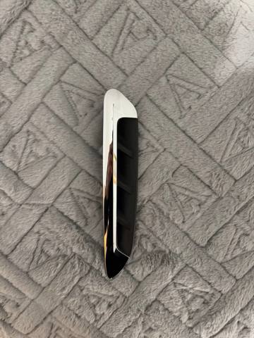 Молдинг переднього лівого крила 51137418605 BMW