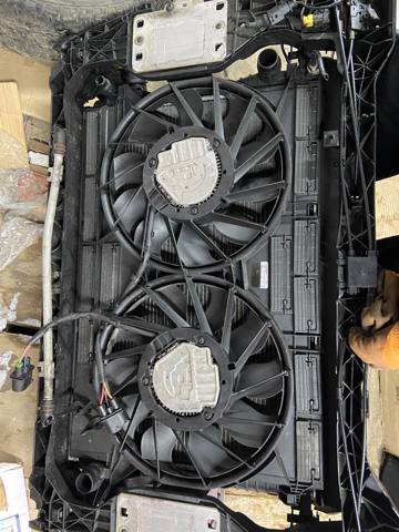 Кожух вентилятора 80A121003 VAG