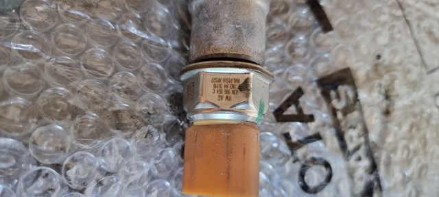 Датчик тиску палива 03N906054C VAG