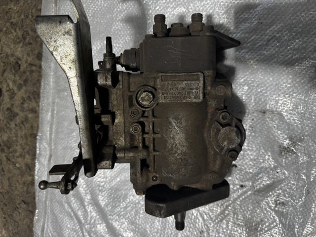 Насос паливний високого тиску (ПНВТ) 0460494052 BOSCH