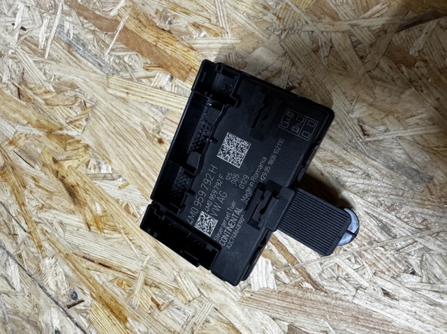 Блок комфорту передніх дверей 4M0959792H VAG