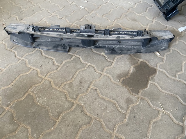Жалюзі радіатора охолодження 51137473513 BMW