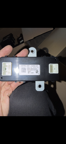 Мотор-привід відкриття лючка бака 863C3GI000 HYUNDAI