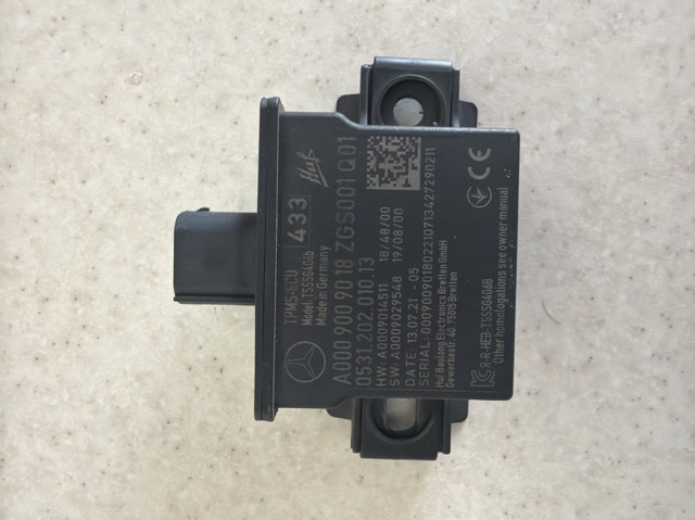 Блок системи контролю тиску в шинах A0009009018 MERCEDES