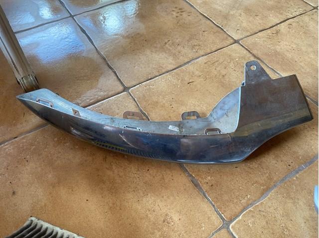 Накладка бампера переднього, права A2928850400 MERCEDES