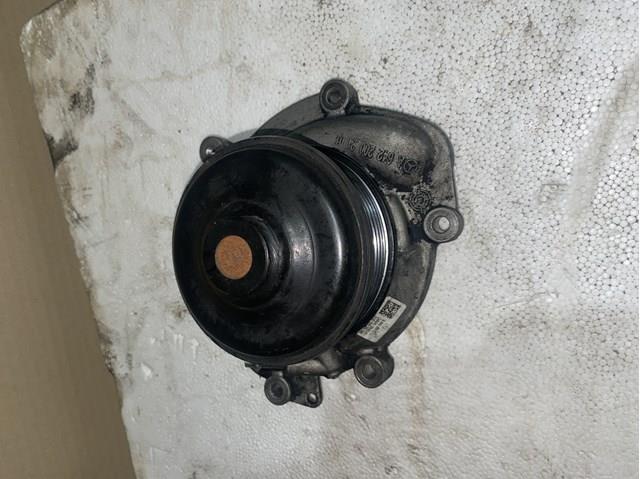 Помпа водяна, (насос) охолодження A6422002001 MERCEDES