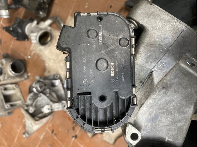 Дросільна заслінка в зборі A6460900970 MERCEDES