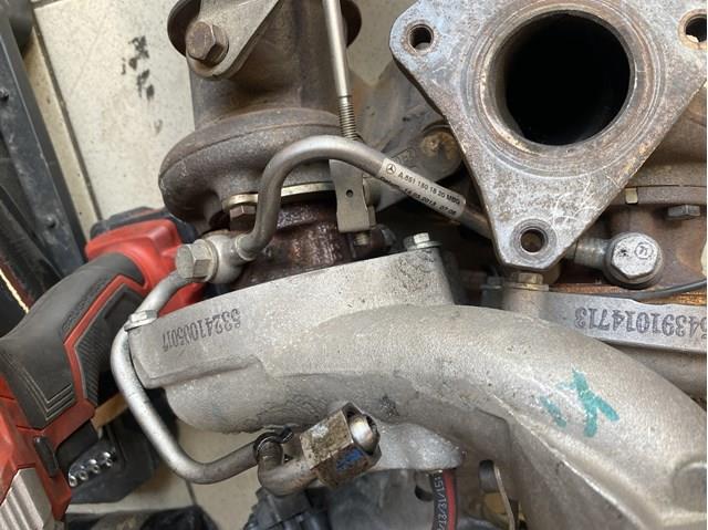 Подача масляна труба A6511801820 MERCEDES