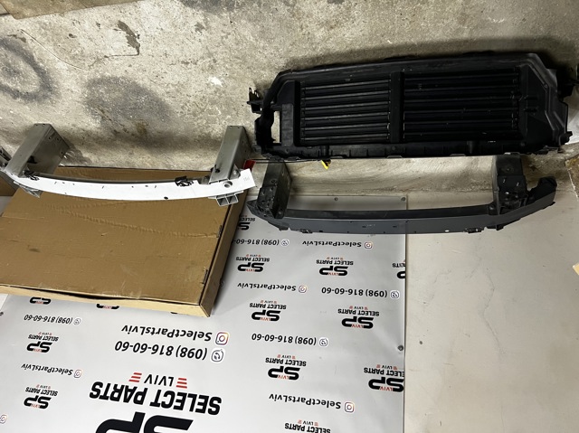 Балка бампера переднього 31448409 VOLVO