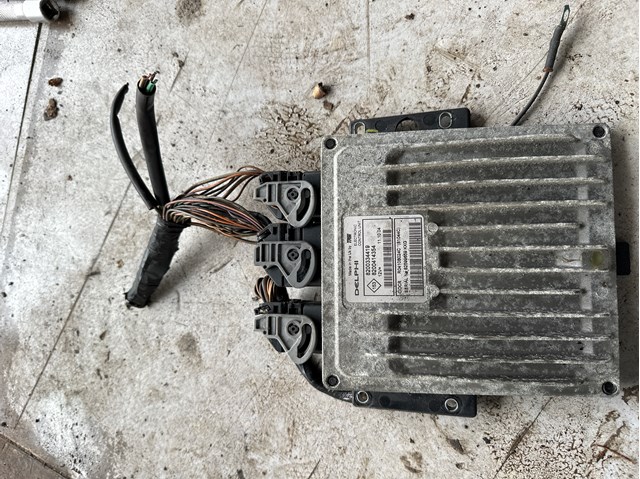 Блок двигуна 8200334419 RENAULT