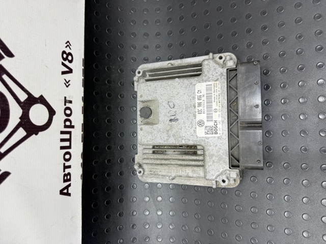 Комп'ютер двигуна 03C906056CM VAG