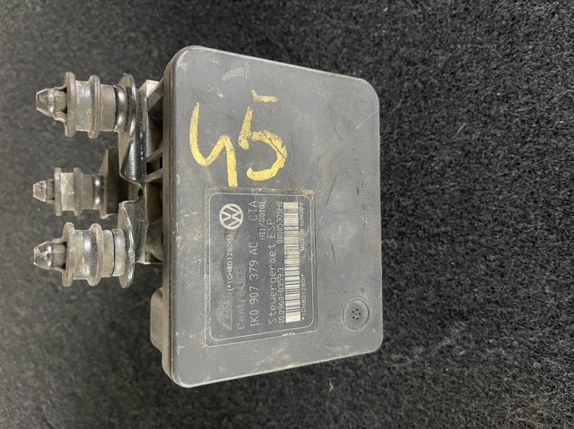 Блок керування АБС (ABS) 1K0907379AC VAG