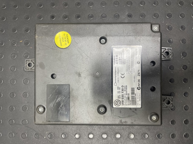 Блок керування Bluetooth 1K8035730D VAG