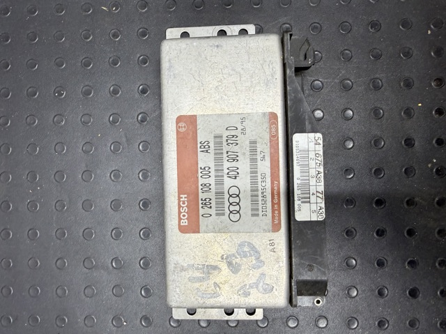 Модуль керування (ЕБУ) АБС (ABS) 4D0907379D VAG