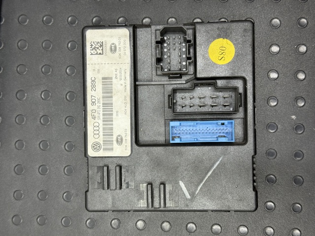 Блок комфорту 4F0907289C VAG