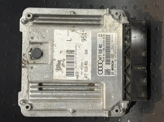 Блок двигуна 4F7910401 VAG
