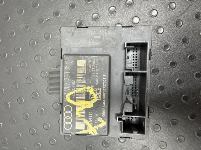 Блок управління комфорту 4L0907290A VAG