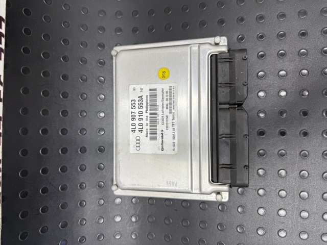 Блок керування пневмопідвіскою 4L0910553A VAG