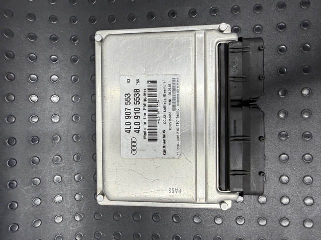 Блок управління пневмопідвіскою 4L0910553B VAG
