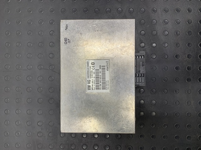 Блок керування Bluetooth 5P0862335A VAG