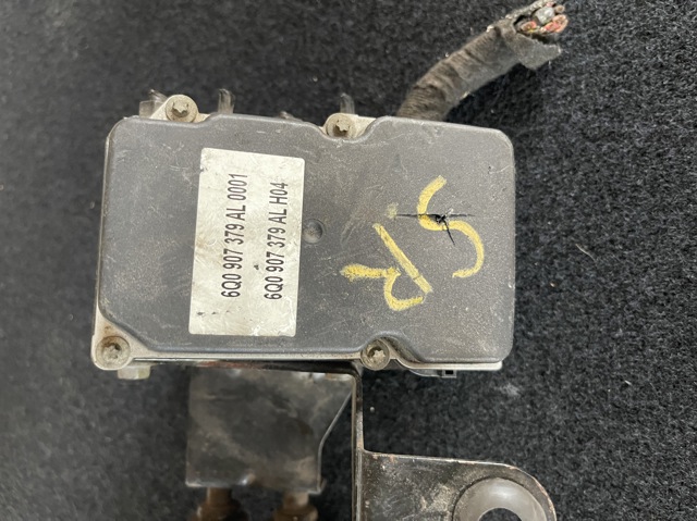 Блок керування АБС (ABS) 6Q0907379AL VAG
