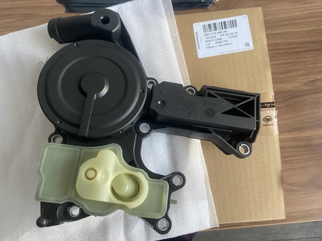 Клапан PCV (вентиляції картерних газів) 06H103495AK VAG