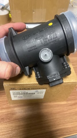 Повітромір 0K08013210 HYUNDAI