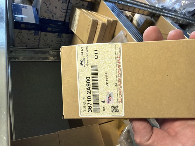 Свіча накалу 367102A900 HYUNDAI