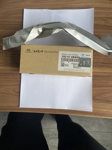 Лямбда зонд, датчик кисню до каталізатора 392102B500 HYUNDAI