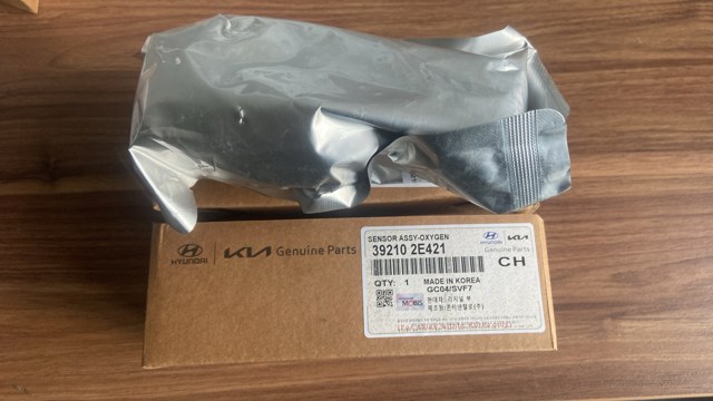 Лямбда зонд, датчик кисню до каталізатора 392102E421 HYUNDAI