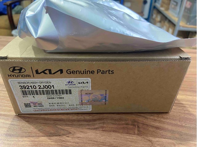 Лямбдазонд, датчик кисню до каталізатора 392102J001 HYUNDAI