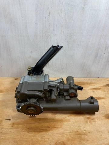 Маслонасос A2741800200 MERCEDES