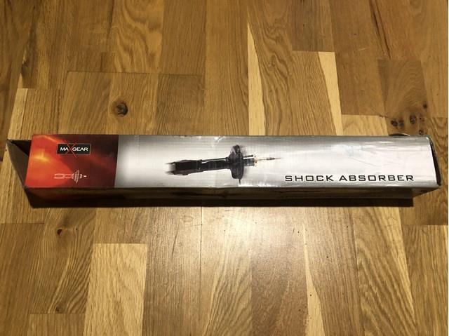 Стійка амортизатора задня MGA5537 MAXGEAR