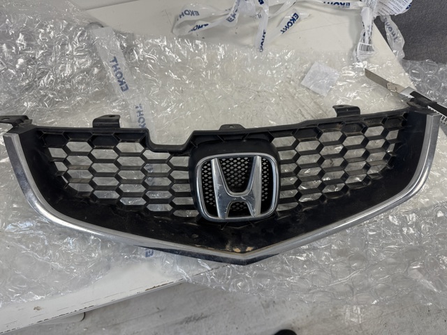 Решітка радіатора 71121SEA901 HONDA