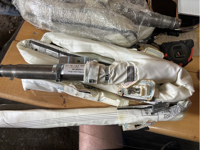 Подушка безпеки, збоку ліва айрбег A1668602702 MERCEDES
