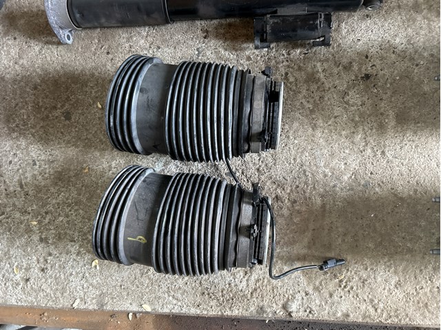 Пневморессора задня A2133200125 MERCEDES