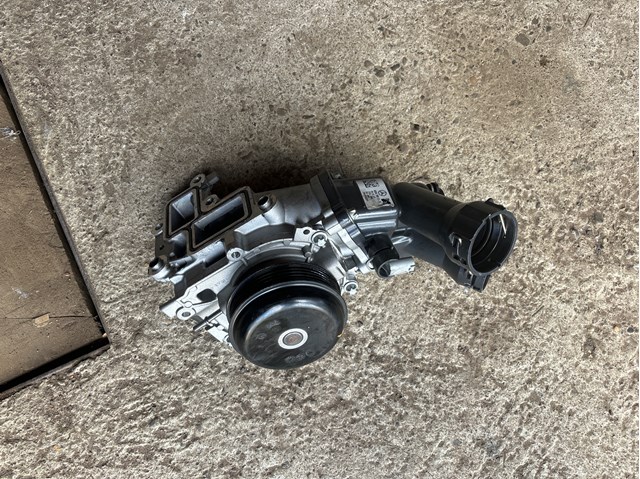 Насос системи охолодження A6542010010 MERCEDES