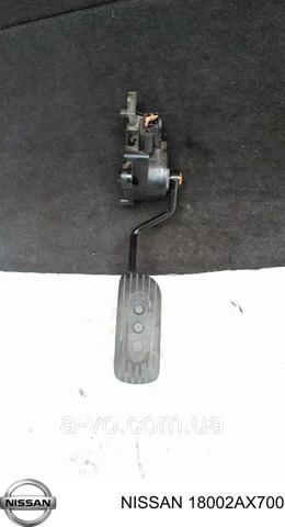 Педаль акселератора 18002AX700 NISSAN