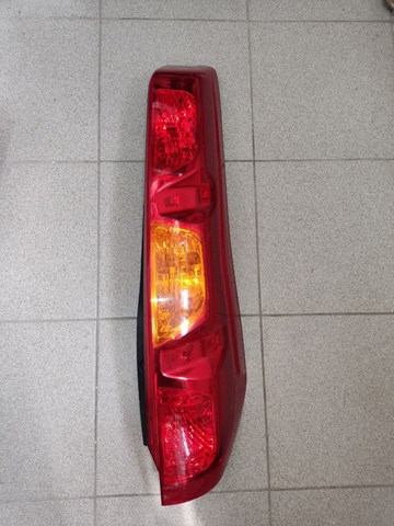 Задні ліхтарі 26550JG00B NISSAN